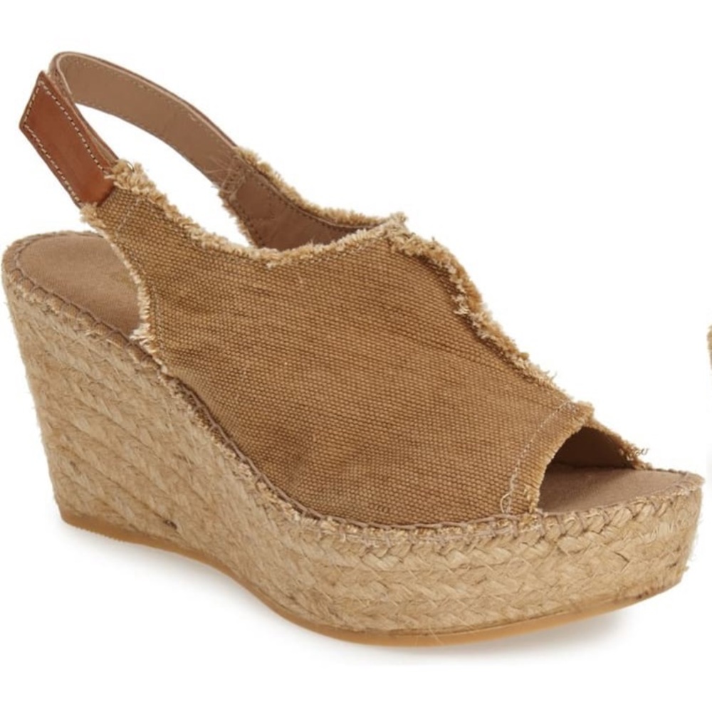 Toni Pons Wedges